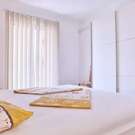 Istriensonne - Haus Anto Апартаменты *